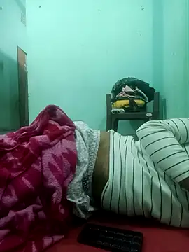 Surajpuja79 online show from February 28, 2:16 pm