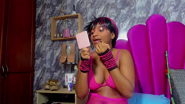 EMMAPARISS online show from April 8, 12:18 pm