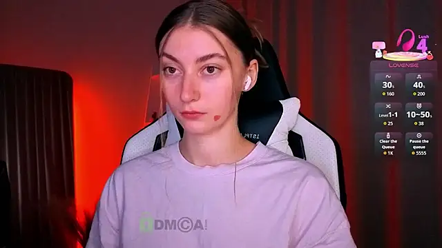 lady curls online show from February 11, 10:55 pm