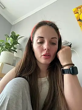 AmiLavs online show from March 12, 11:02 am