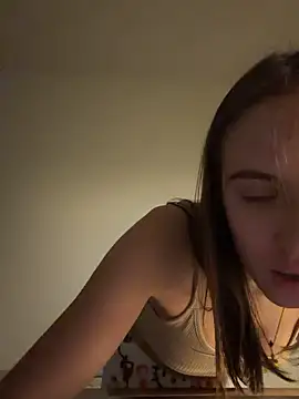 EmilyWi  online show from November 15, 7:04 pm