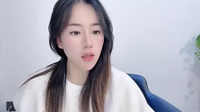 chloe-01 online show from January 16, 1:51 pm