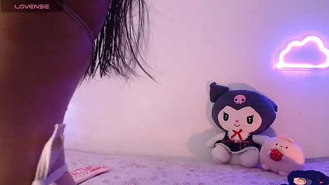 sofi soft  online show from November 10, 6:36 pm