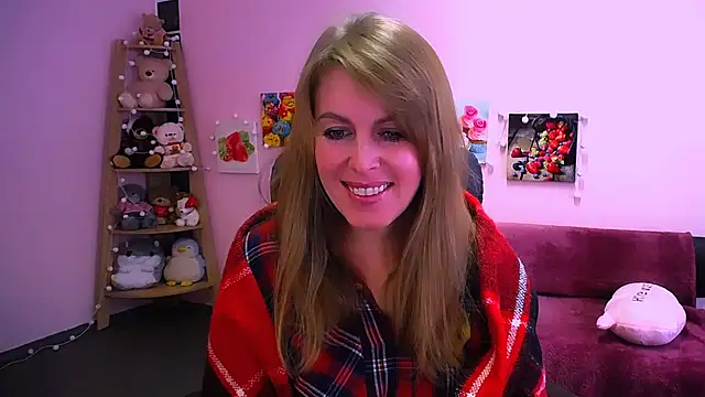 Hot Milady online show from February 13, 9:22 am