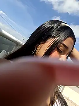 Snapshot of Mariangel_11 chatting on October 2, 2:33 pm Mariangel 11 online show from October 2, 2:33 pm
