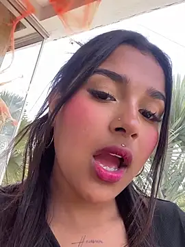 Snapshot of Mariangel_11 chatting on October 16, 4:31 pm Mariangel 11 online show from October 16, 4:31 pm