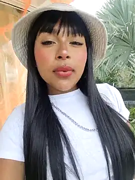 Snapshot of Mariangel_11 chatting on October 19, 4:42 pm Mariangel 11 online show from October 19, 4:42 pm
