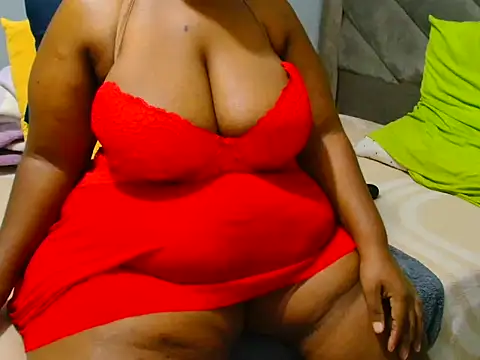 Snapshot of Hips2seyy86 chatting on September 21, 7:01 pm Hips2seyy86 online show from September 21, 7:01 pm