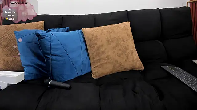 Valery wang online show from October 20, 11:57 am