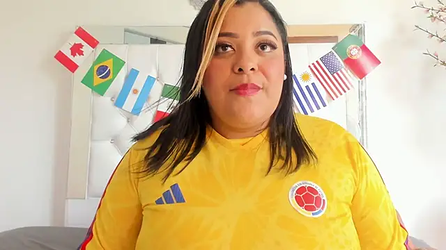 brendamaz online show from June 19, 3:37 pm