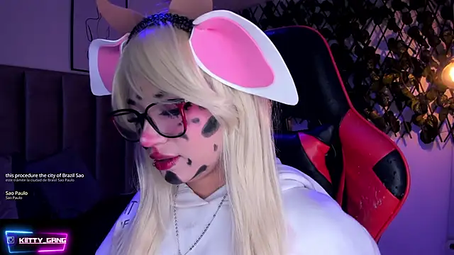 Kitty Gang online show from October 31, 2:57 am