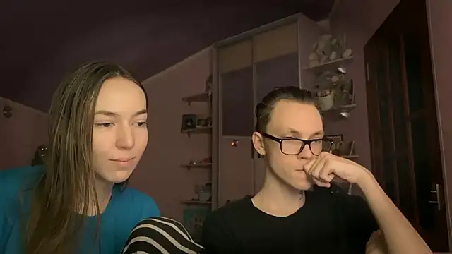 Alex17am online show from February 5, 6:44 pm