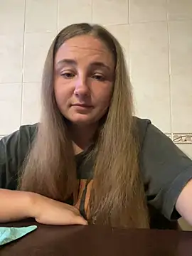 Joannakiss online show from July 10, 5:57 pm