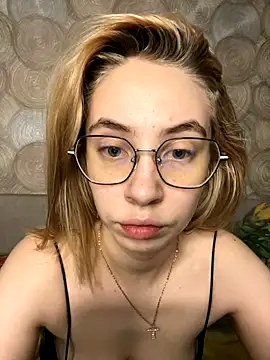 Kitty Katrine online show from October 31, 3:08 am