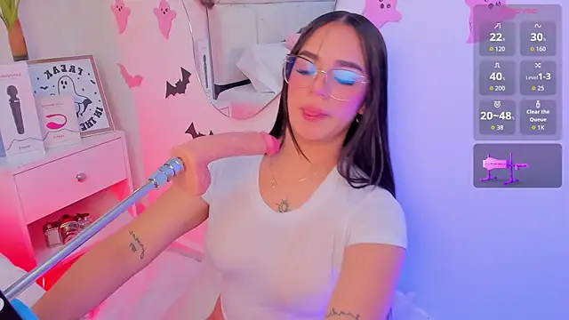 zoe rivers online show from October 31, 1:51 am