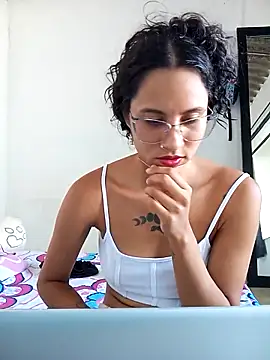 Karii-R online show from September 25, 7:23 pm