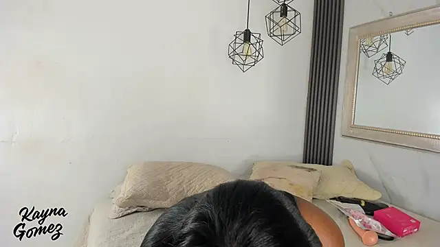 kayna gomez online show from March 7, 8:16 pm