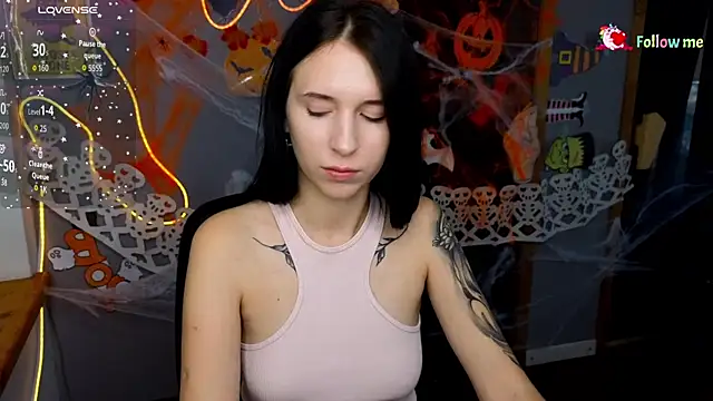 KarolinaBlacks online show from October 30, 7:11 am