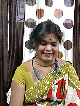 yoursweety09 online show from April 7, 8:16 am