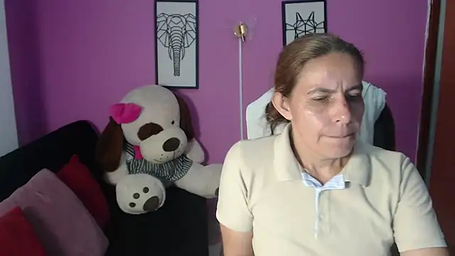 Snapshot of Milf_karlye chatting on October 22, 2:38 am Milf karlye online show from October 22, 2:38 am