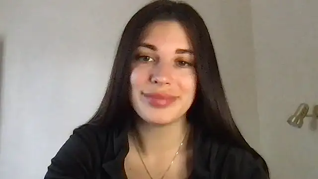 MoonriseGoddess online show from April 30, 8:30 am