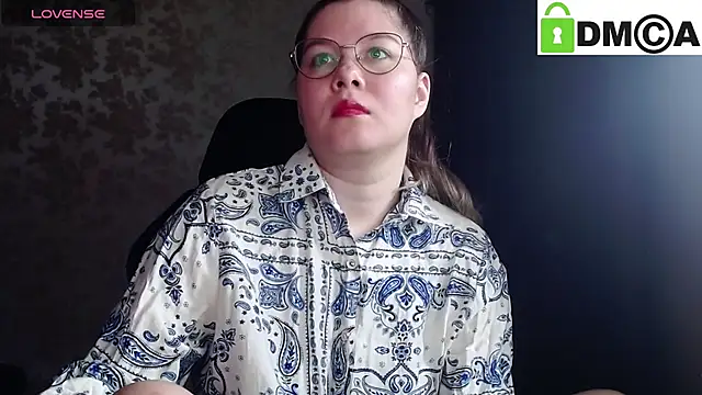 Snapshot of holy_michela chatting on October 14, 6:38 am holy michela online show from October 14, 6:38 am