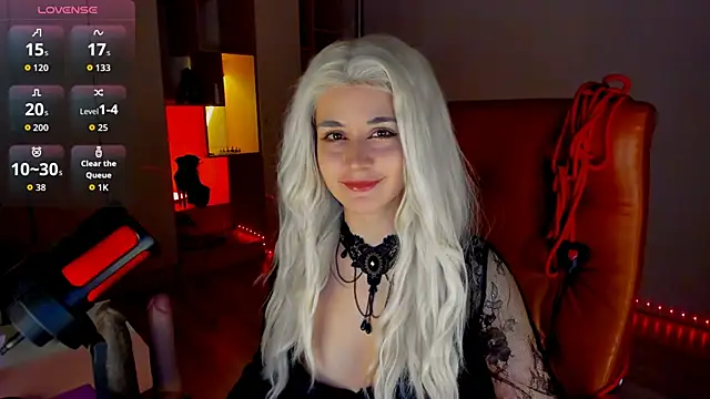 mollyposhh online show from February 22, 8:43 pm