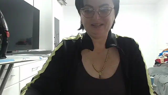 Amandamuller1982 online show from November 11, 2:18 am