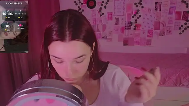 Iwi wi wi online show from November 4, 7:08 pm