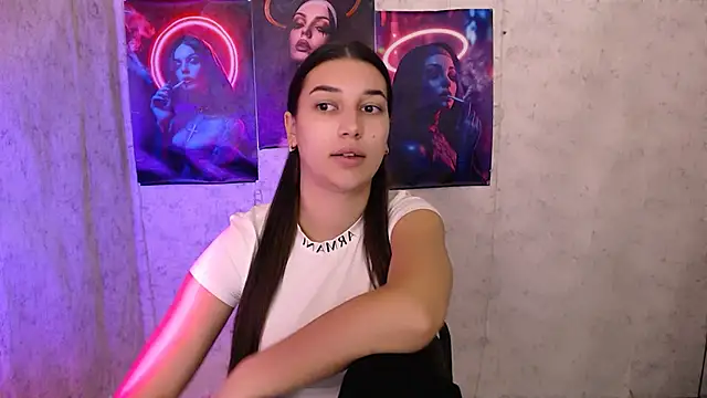 KarolinaRosse  online show from November 18, 7:09 am