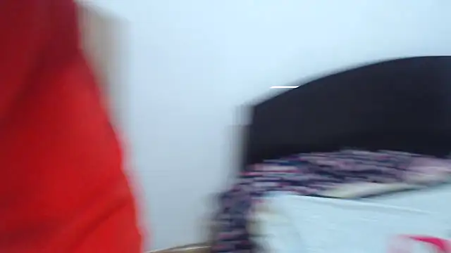 Snapshot of pussywetsquirty chatting on September 17, 7:39 am pussywetsquirty online show from September 17, 7:39 am