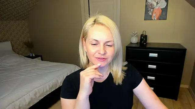 Alicee Gracee online show from November 30, 7:18 pm