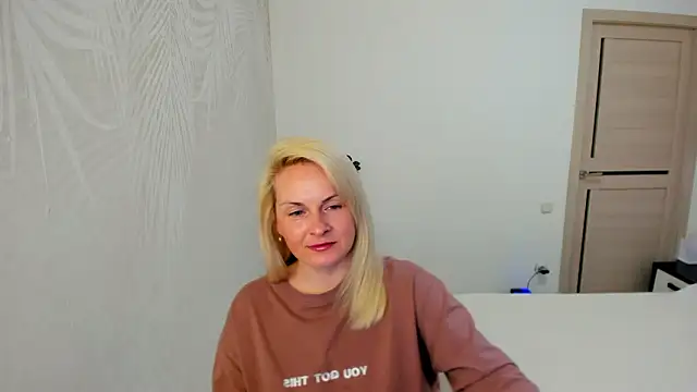 Alicee Gracee online show from March 29, 7:13 pm