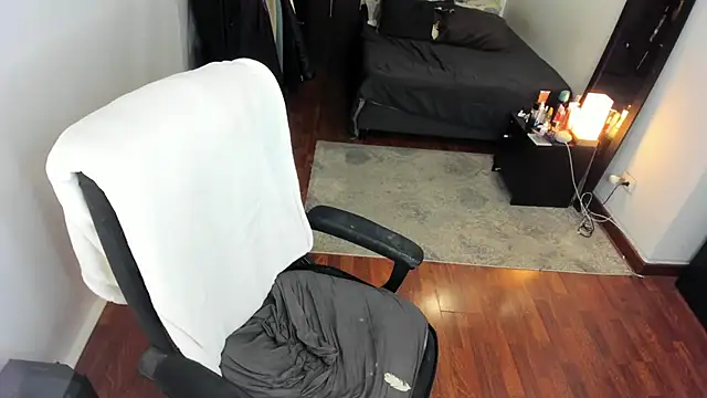 ShiiraVelkor online show from February 26, 10:14 am