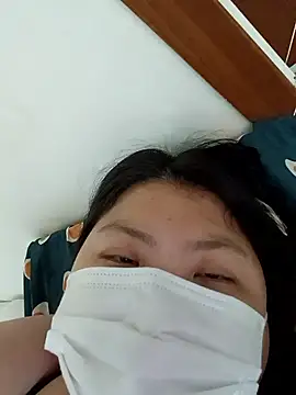 hello098712 online show from October 27, 10:11 am