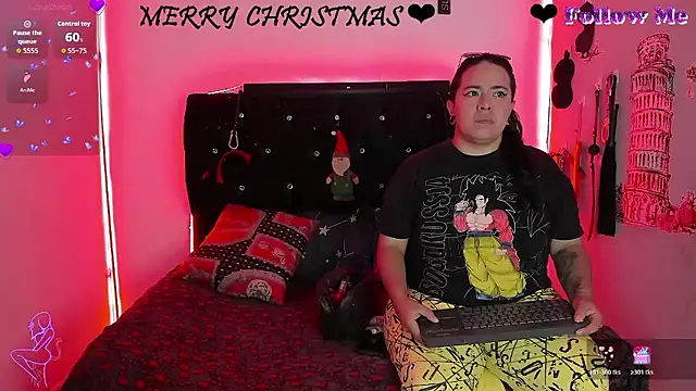 katieeandsharonn online show from January 7, 2:53 pm