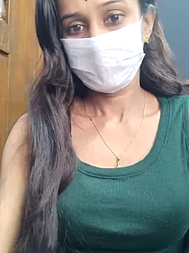 Oleevia online show from December 3, 9:00 am