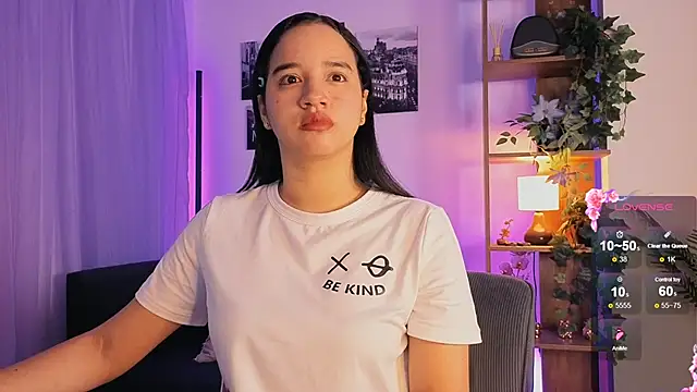 emilyrouxe online show from September 17, 1:09 pm