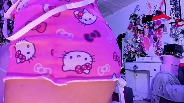 Danielacossio online show from April 12, 4:26 am