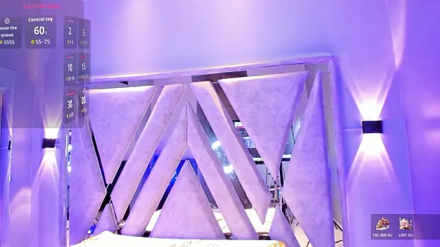 Annie9  online show from March 29, 3:05 am