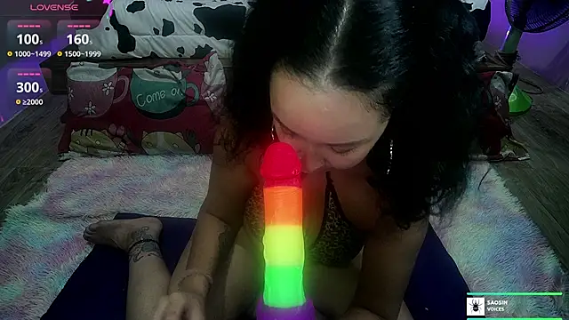 Snapshot of kellycakemeow chatting on September 22, 4:44 am kellycakemeow online show from September 22, 4:44 am