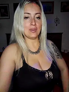 DesireSatler online show from October 31, 4:03 am