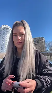 KikiWatson online show from March 9, 7:55 am