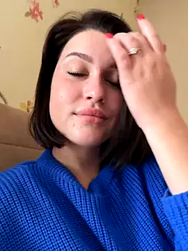 KikiWatson online show from October 26, 11:05 am