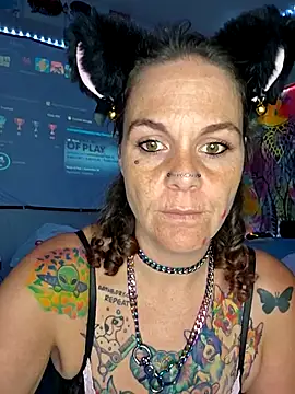 Snapshot of thatonespicychick chatting on September 24, 5:01 pm thatonespicychick online show from September 24, 5:01 pm