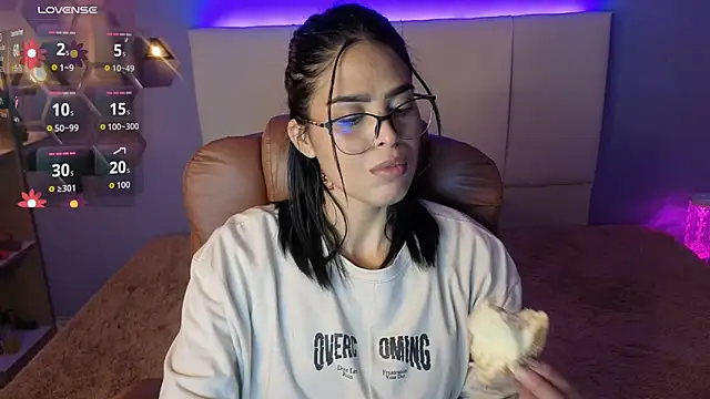 AlessiaVal  online show from September 25, 9:12 pm