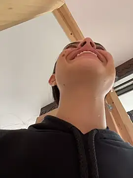 HannaRhodes online show from October 16, 1:47 pm