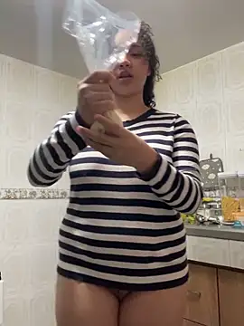 MadelineBenet online show from November 16, 3:41 am