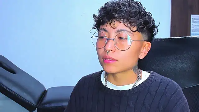 Im Mathias online show from February 14, 2:57 am