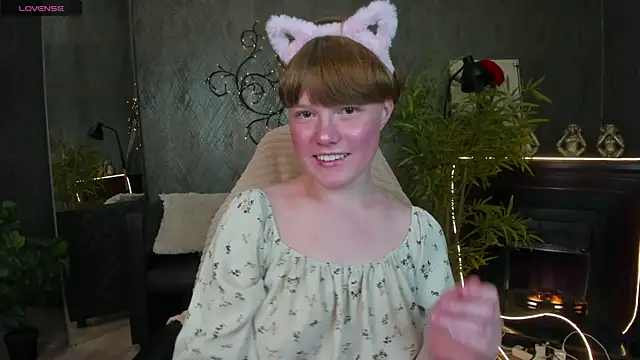 DreamyLuna online show from July 2, 8:48 pm